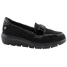 Amarpies. Mocasín Confort Negro Con Adorno