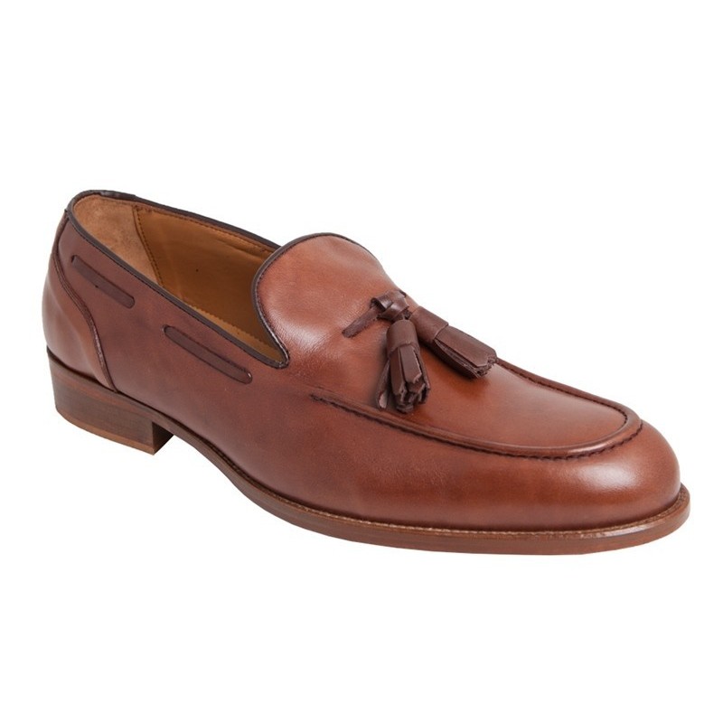 Zapato de Hombre de vestir de Piel con Borlas.