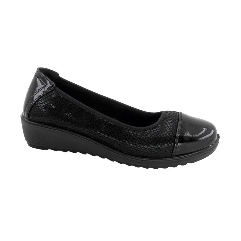 Amarpies. Mocasin Confort Mujer Cuña Baja Negro