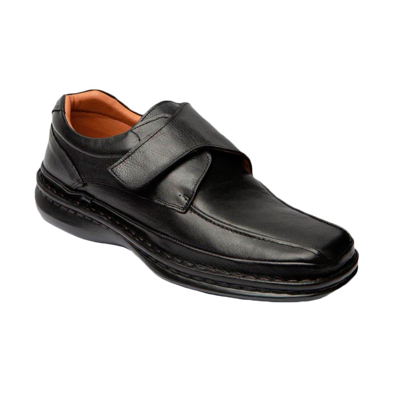 Cactus. Zapato Crispino Con Velcro Piel Negro Tallas 38 al 49