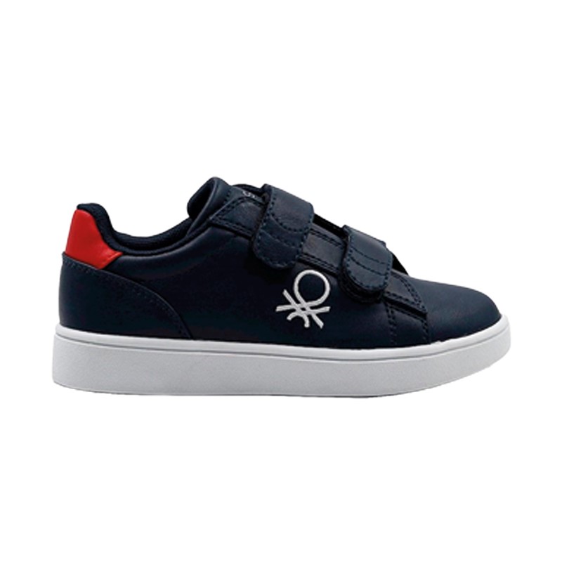 copy of Deportivo Casual Niño Rojo-Negro. UNITED COLOURS OF BENETTON,