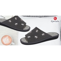 Garzón Zapatilla Casa Especial Parquet "Diseño Tortugas"