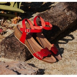 Rodri. Sandalia Mujer Piel Rojo Planta BIO