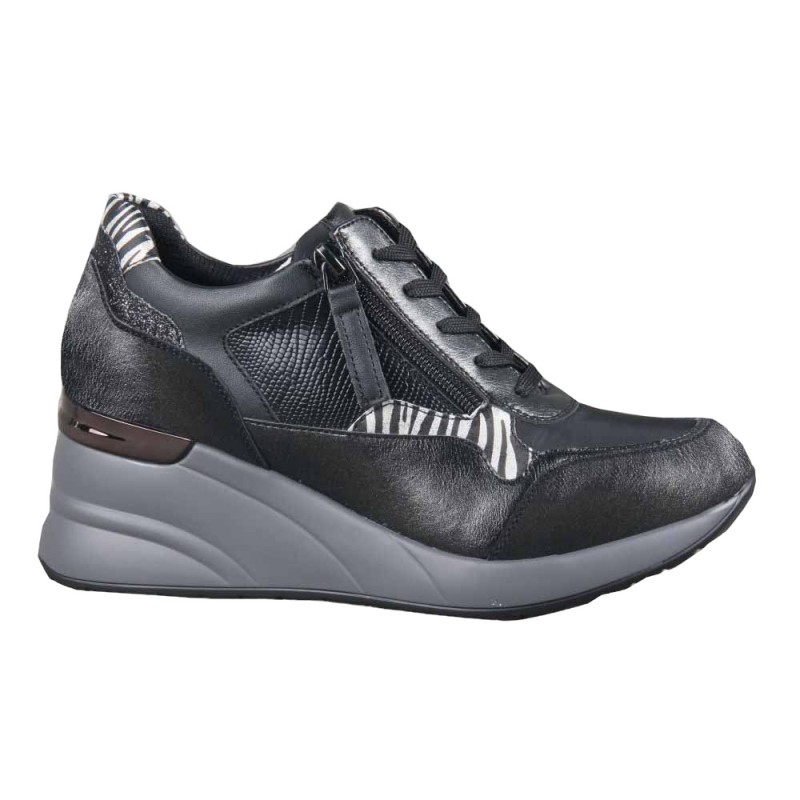 Yumas Zapatilla Sneaker Mujer Con Cuña
