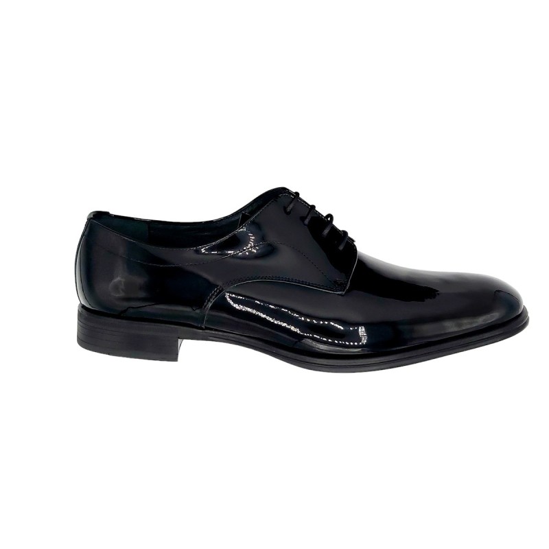 Zapato Piel Charol Negro Con Suela De Goma