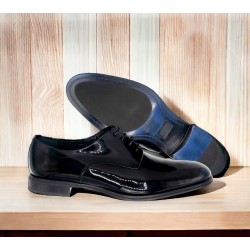 Zapato Piel Charol Negro Con Suela De Goma